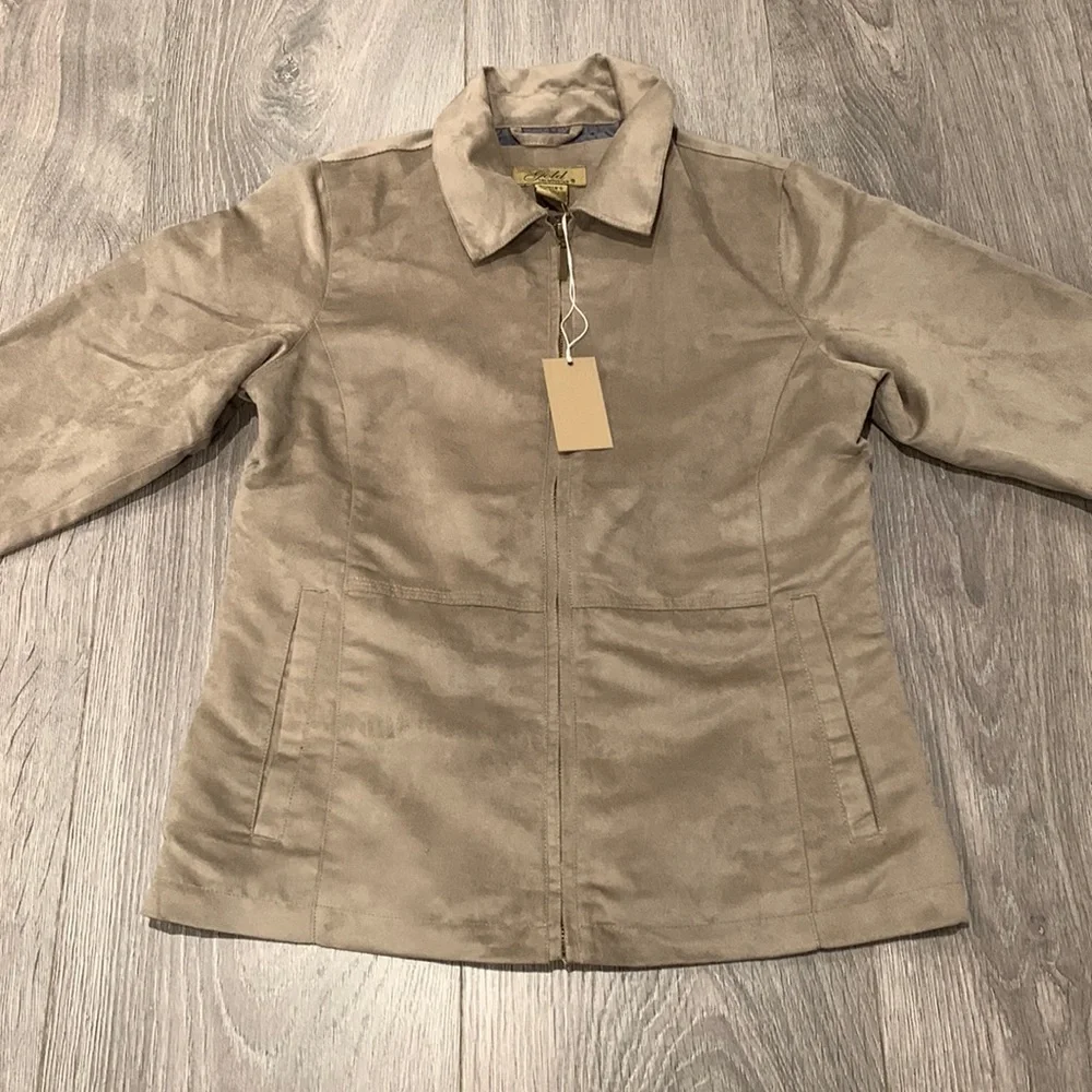 Beige jacket - Picture 1 of 5